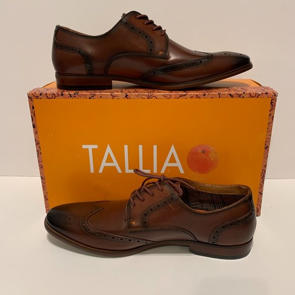 TALLIA Vitale Leather Wingtip Derby size: 9.5M - Picture 5 of 10